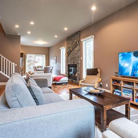 Aspen Lodge By Revelstoke Vacations Εξωτερικό φωτογραφία