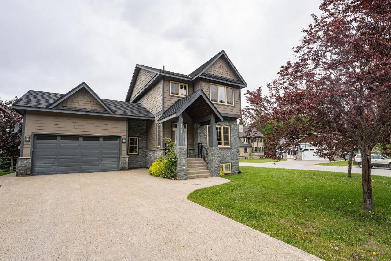 Aspen Lodge By Revelstoke Vacations Εξωτερικό φωτογραφία