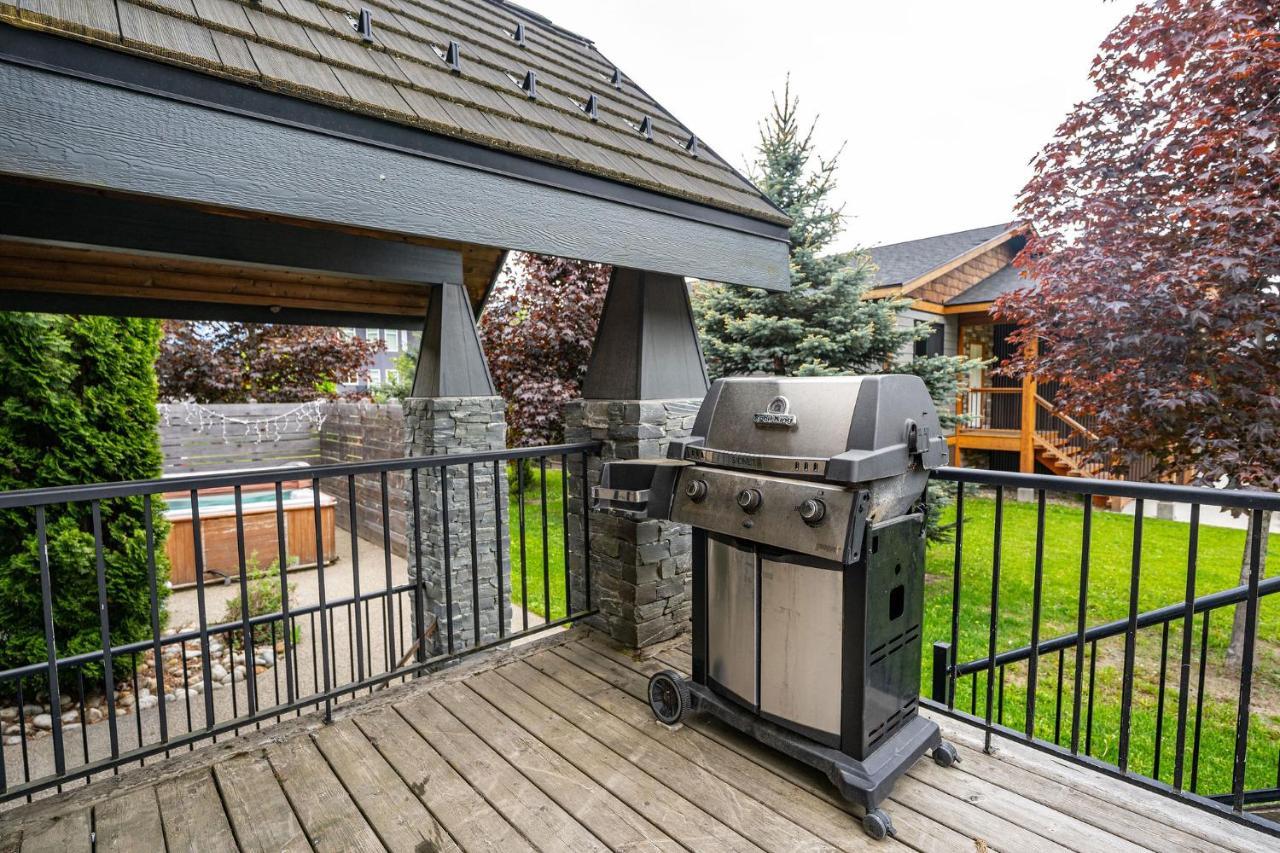 Aspen Lodge By Revelstoke Vacations Εξωτερικό φωτογραφία