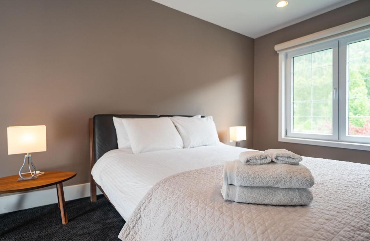 Aspen Lodge By Revelstoke Vacations Εξωτερικό φωτογραφία